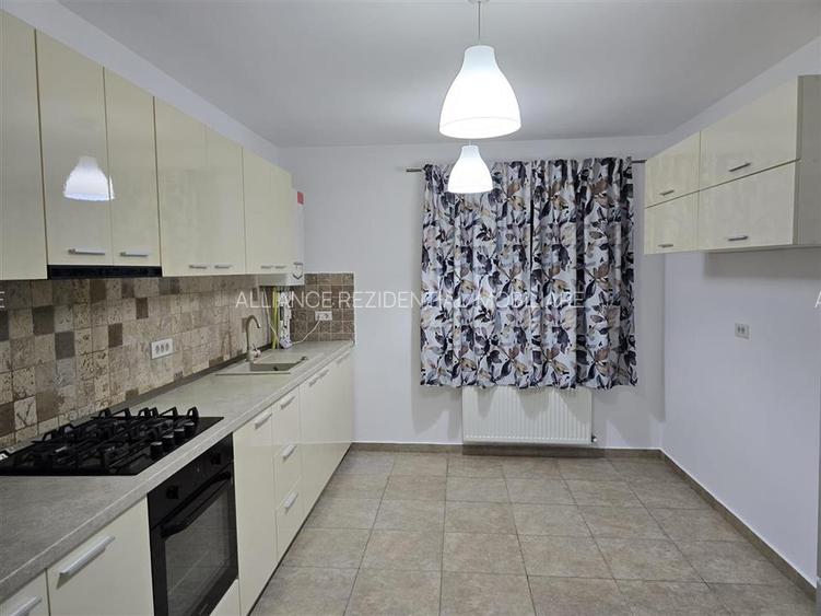 Vila mobilata si utilata- 4 camere - 2 bai - 350mp teren - 10