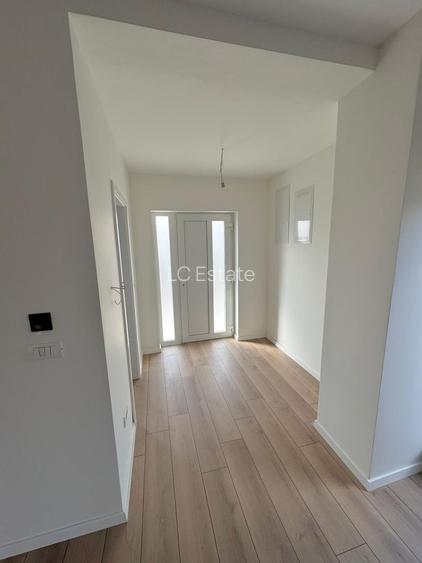 4 CAMERE, DUPLEX MODERN, SAG - 4