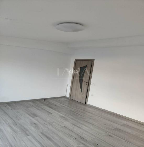 Apartament cu 1 cameră și balcon, mansardă în imobil cu 4 etaje. - 3