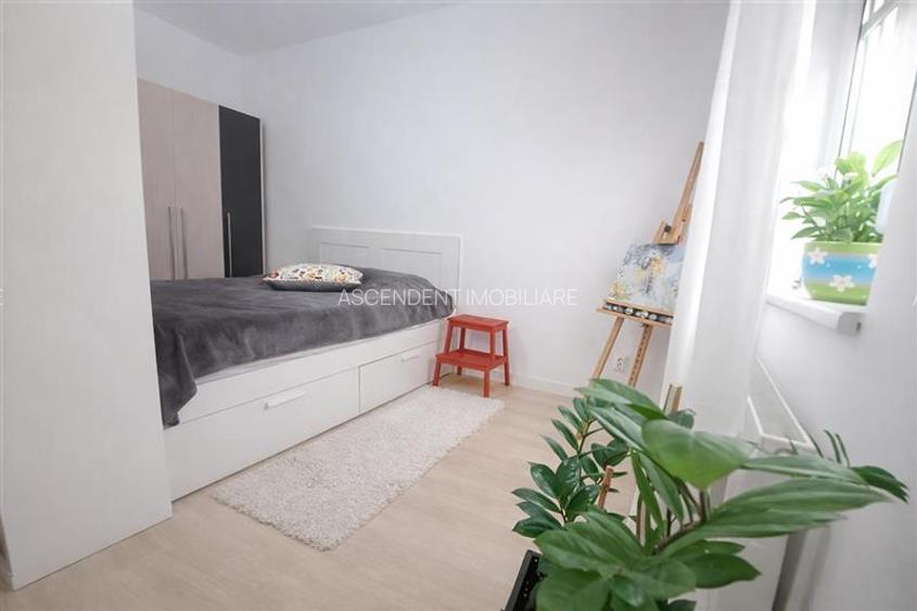 Casa situata central, cu un echilibru remarcabil intre traditie si design contem - 6