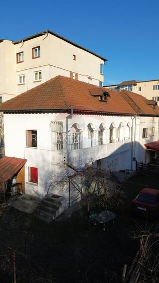 Casa de vânzare in centrul orașului Câmpulung la preț de apartament - 10
