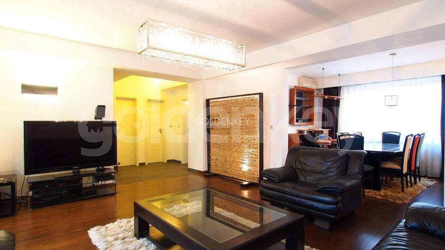 Triplex superb cu 4 camere si terasa generoasa cu priveliste - 4