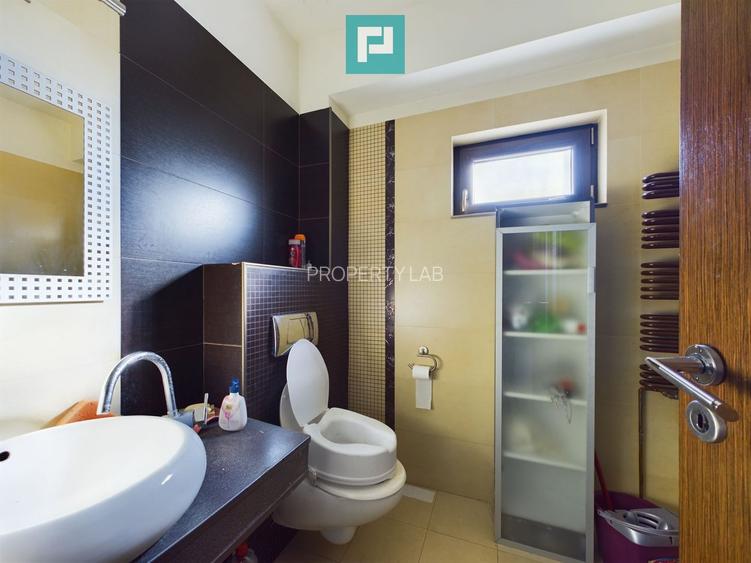 Vilă spațioasă cu 8 camere, Grădiște - 23