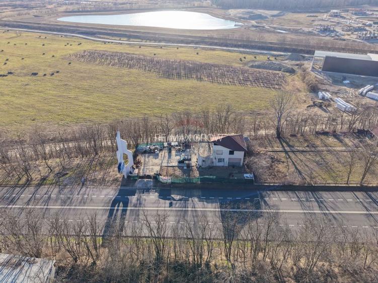 De vanzare casa/spatiu comercial, Calea Romanului - Bacau - 4