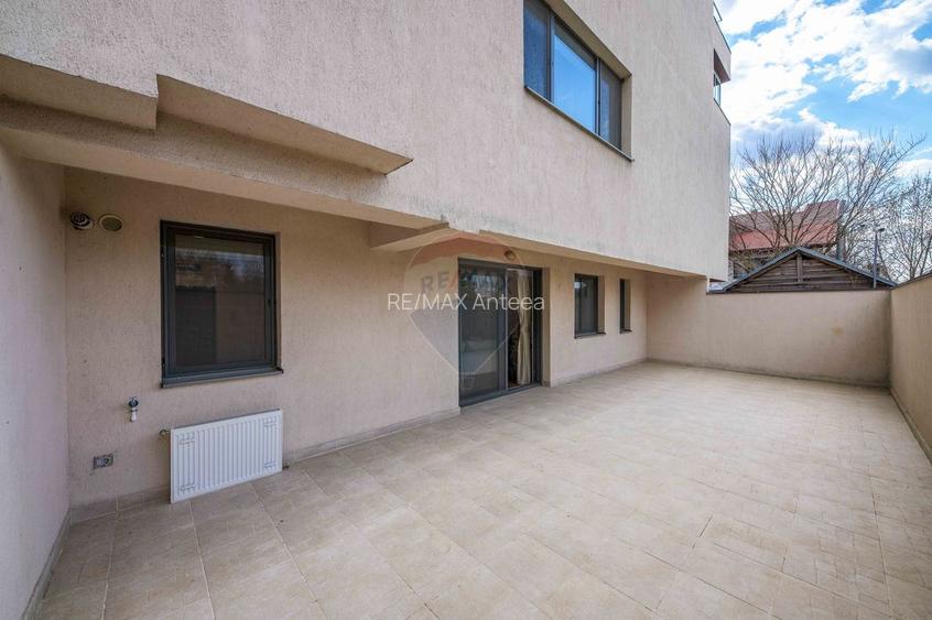 Studio dublu cu terasă generoasă de 50 mp prima locuire + parcare - 13