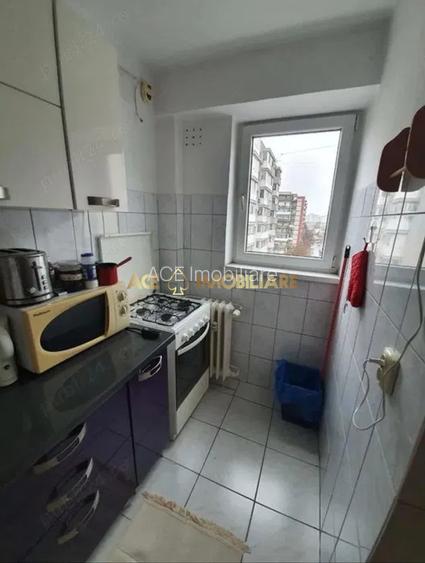 Garsoniera | Vitan | Metrou Mihai Bravu | Bloc 1979 - 3