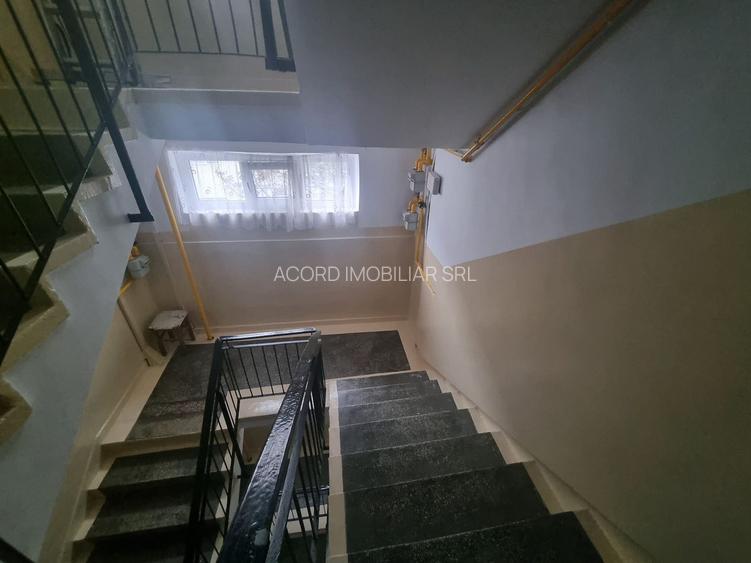 Aurel vlaicu-apartament 2 camere decomandat cu gaze - 11