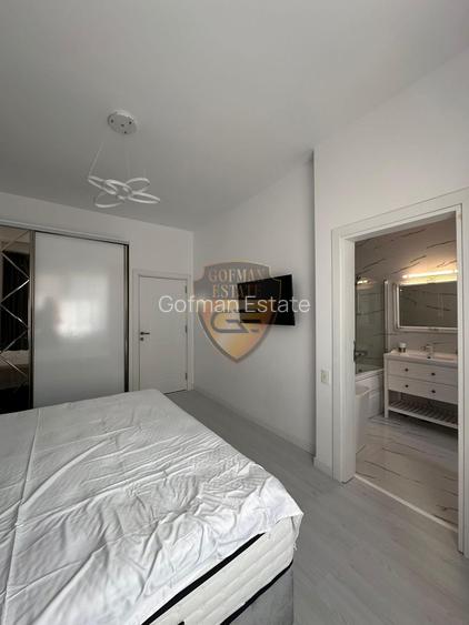 4 camere LUX, Faleza Nord, balcon cu vedere la mare, et 4/4 lift, parcare - 8