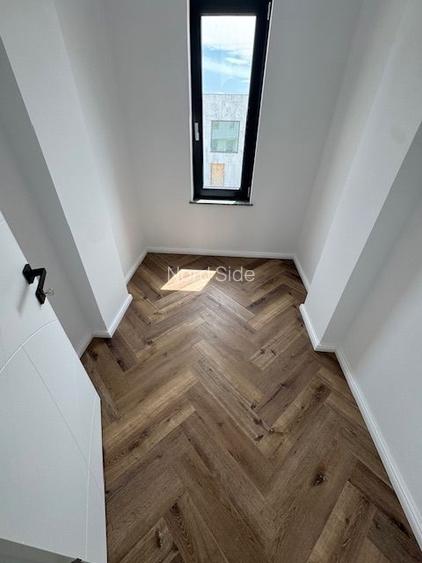 Vila Tunari cu vedere la LAC, 135m2 si curte mare - 12