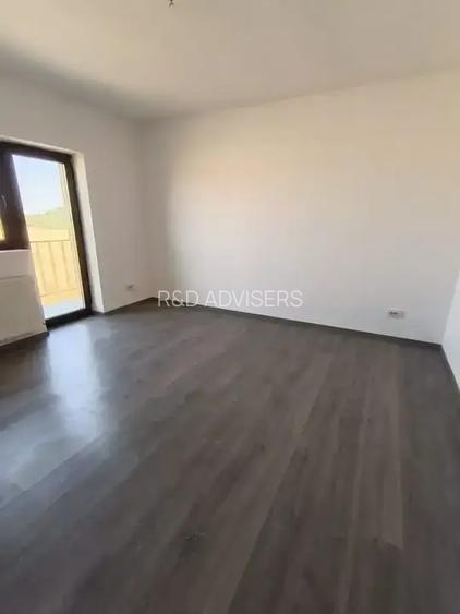 Vila Noua De Vanzare 4 Camere Afumati | Curte 300 MP - 7