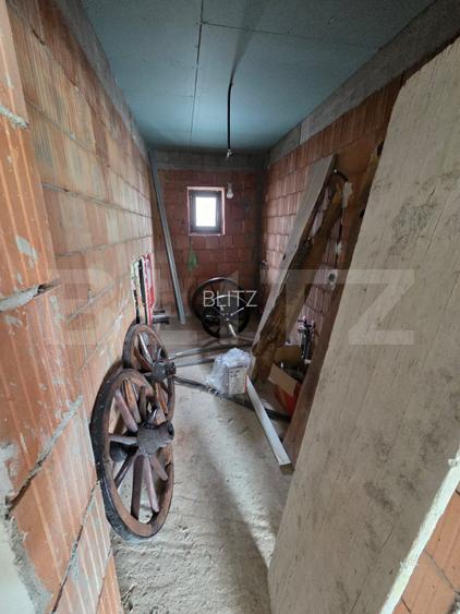Casă individuală de vânzare cu curte proprie, Jibou - 10