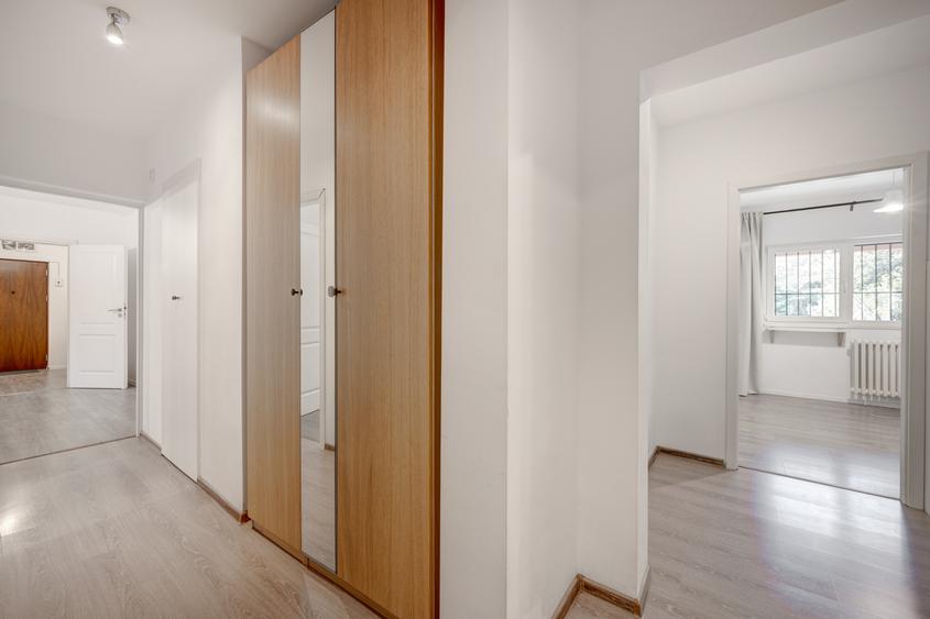 Apartament 4 camere, renovat, nemobilat | Lacul Tei