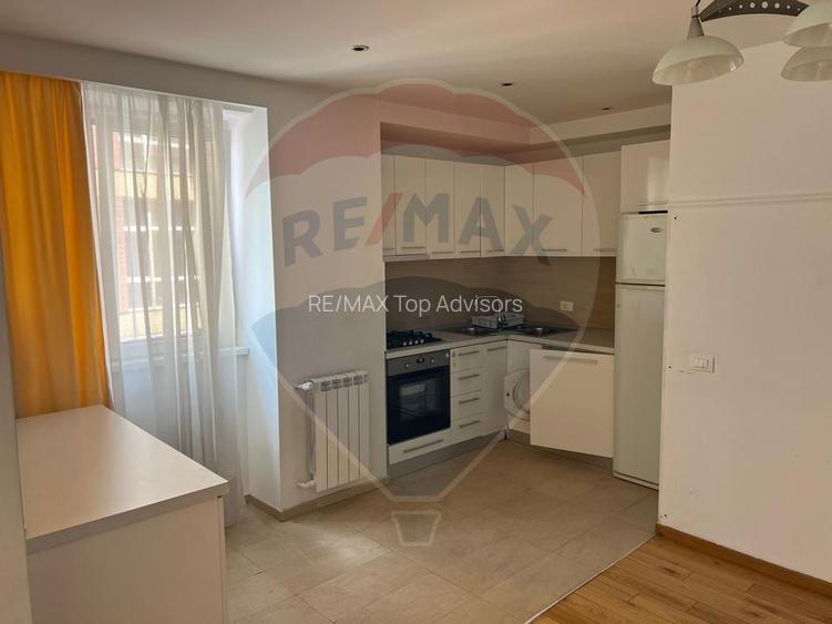 INCHIRIERE Apartament cu 3 camere tip duplex in zona Nordului - 2