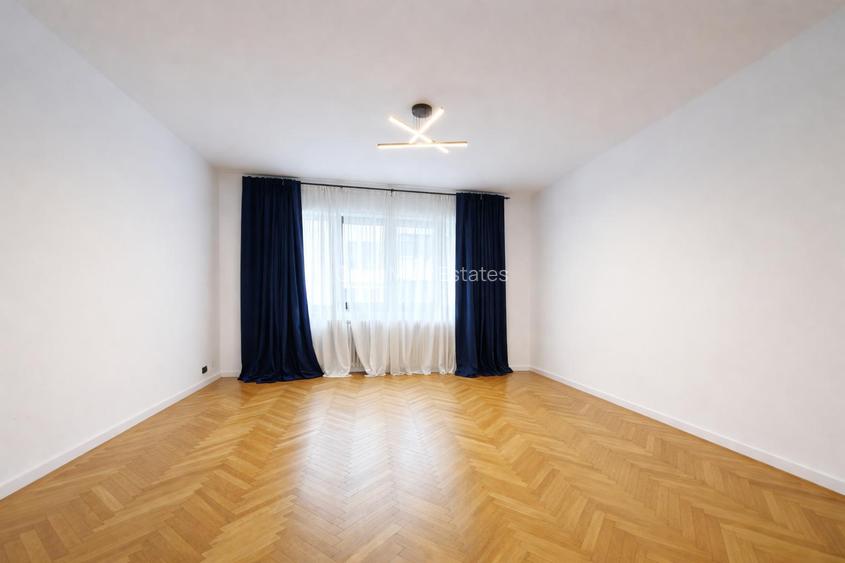 Aviatorilor | Vila individuala | Curte - 3