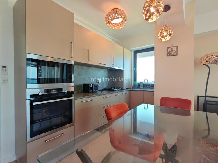 Penthouse 7 camere,383 mp,ROOFTOP,VEDERE FRONTALA SI LATERALA la MARE cod 161653 - 19