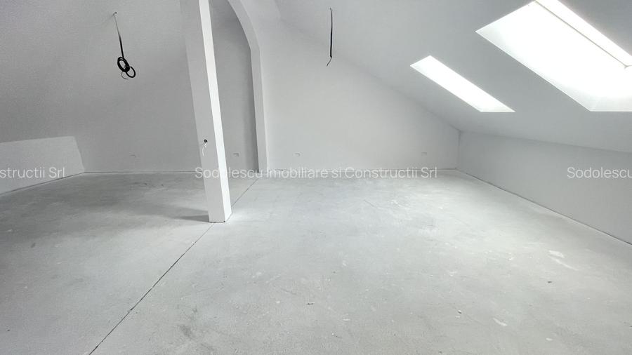 Comision 0% -Triplex  P+1E+M-Sacalaz -finisaje la alegere - 51