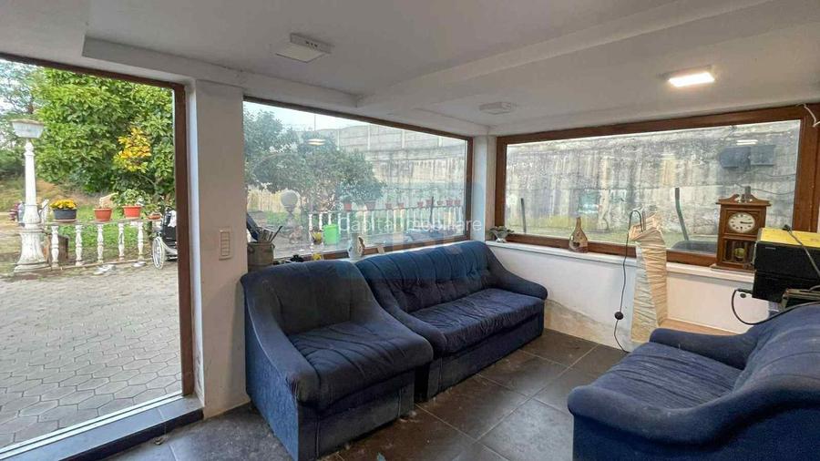 Casa 7 camere, teren 590 mp in Calnic - 11