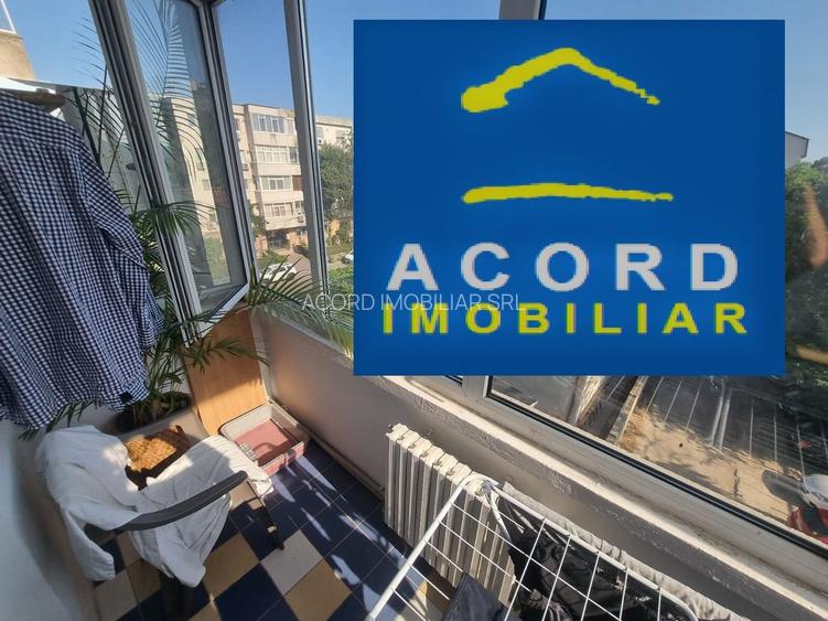 Faleza nord-apartament 4 camere decomandat cu gaze - 6