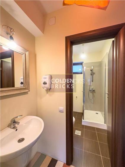 Piata Unirii | Cladire moderna | Versatila | Curte - 26