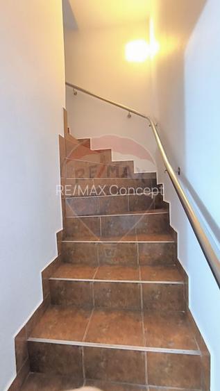 Spațiu comercial de închiriat - 25