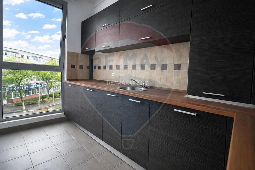 Spații de birouri și servicii de închiriat – Supernova Bacău - 2