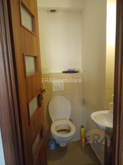 Apartament 4 camere,Bloc reabilitat ,Decebal, Str. Splaiul Crisanei - 12