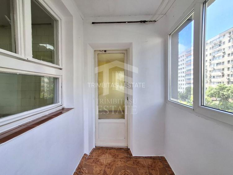 Apartament 3 camere decomandat | Locație excelentă | Bd. Chișinău 21 - 21