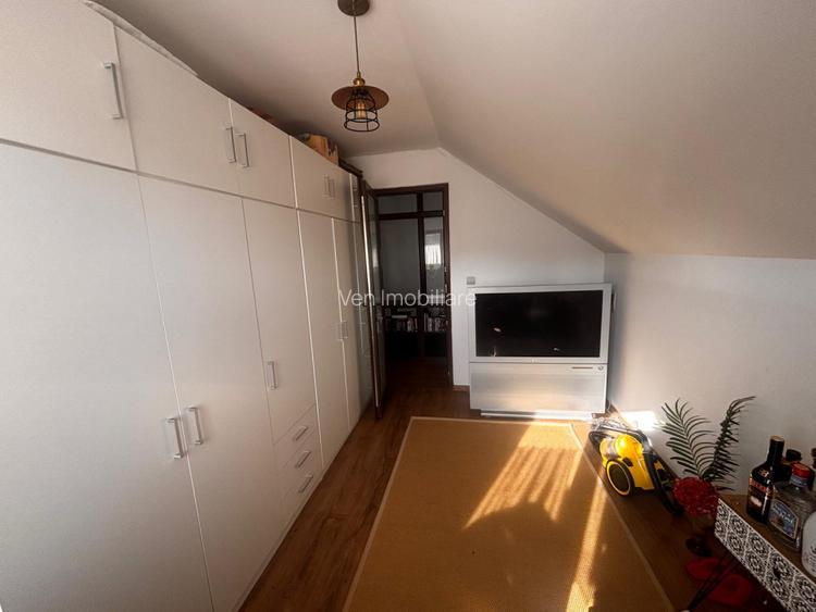 Casă spațioasă cu 3 dormitoare, două terase și două fronturi–15 km de Bistrita - 10