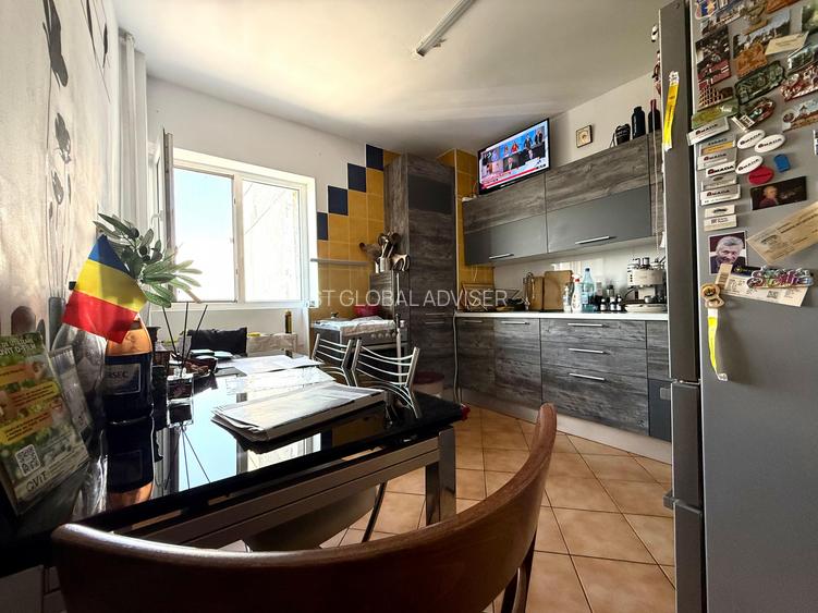 Apartament de vanzare 4 camere decomandat in Sector 6 Crangasi, langa metrou - 8