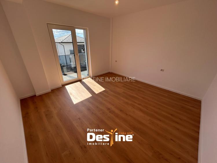 Casa tip DUPLEX - Loc de parcare si terasa  Toate utilitatile - Drum asfaltat - 9