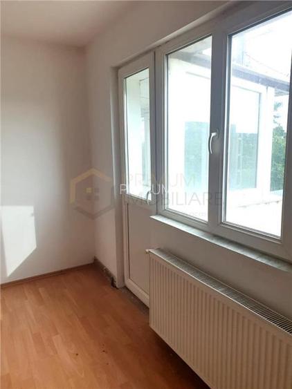 GIARMATA - 3 camere - 1 baie - 1 balcon - ETAJ 1 - BLOC IZOLAT - 8