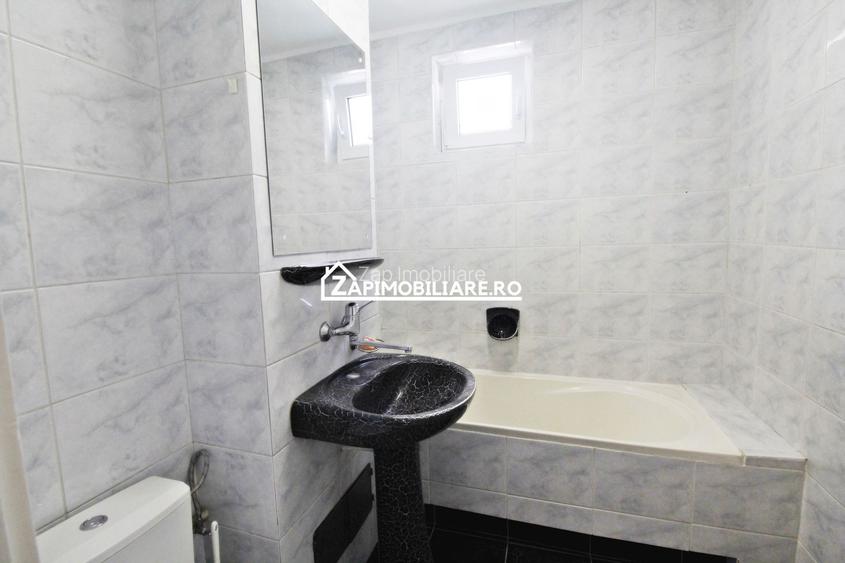 Poli 2 - Zona BT - Ap4 camere - Etaj 2 - - 9