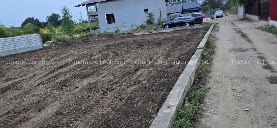 Teren de vanzare 700 mp central Odobesti - 36