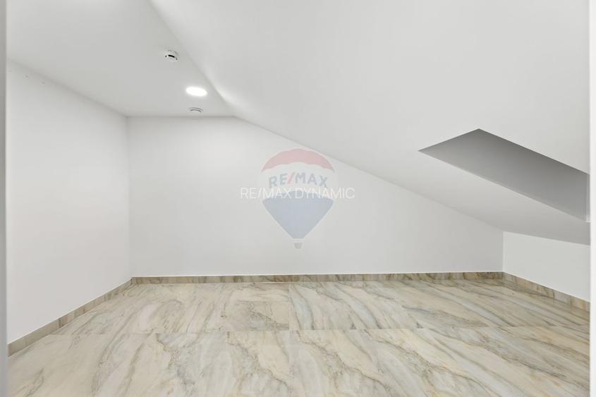 Spatiu comercial de inchiriat la mansarda - 3