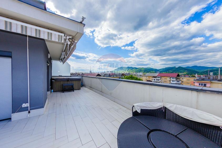 Penthouse exclusivist 186 M2C de vânzare în zona Centrală BAIA MARE - 17