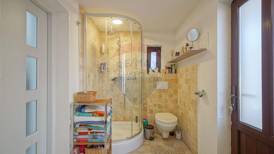 Comision 0 | Casă eficientă energetic, cu piscină, foișor și garaj - 10