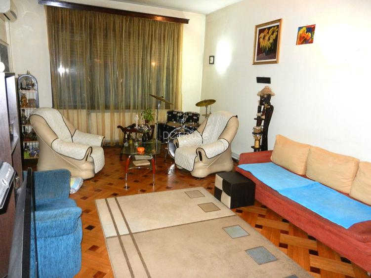 Apartament 3 camere spatios ~ Etaj 3/7 ~ Bloc consolidat ~ Bld N. Balcescu - 2