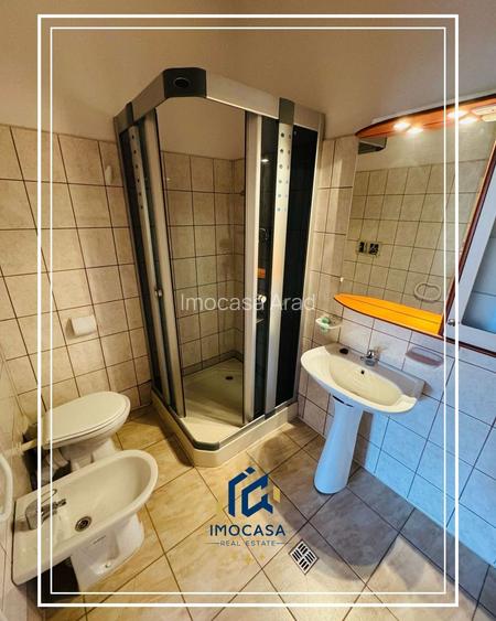 De vanzare zona central, Apartament 3 cam, priveliste panoramica Arad - 17