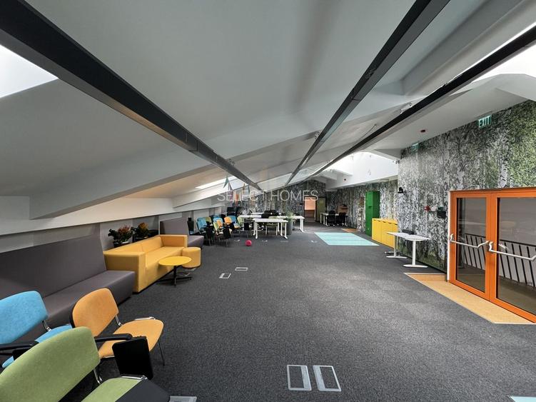 Cladire de birouri consolidata si renovata de inchiriat in *Centrul Vechi* - 40