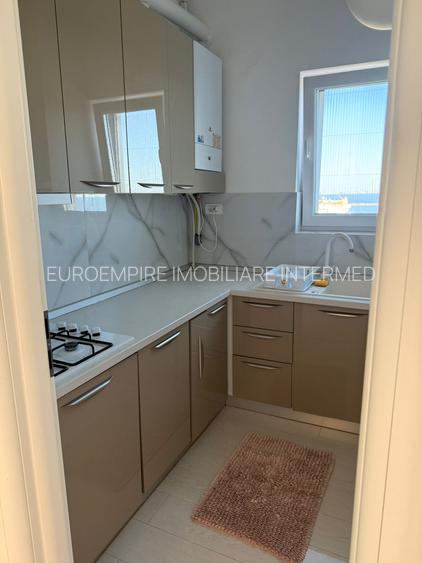 Apartament de închiriat cu 4 camere, zona Faleză Nord - 7