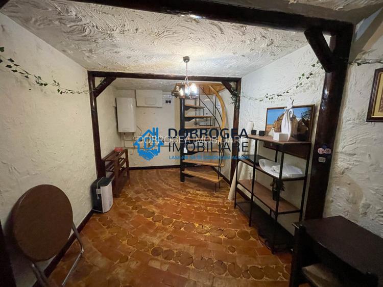 Peco- 3 camere, mobilat si utilat modern, gradina privata, parcare - 10