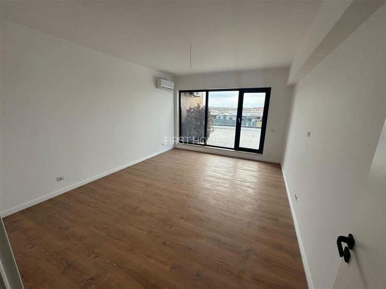 Ap 2 cam, etaj 1, terasa proprie 100 mp, complex Ozone, comision 0% - 5