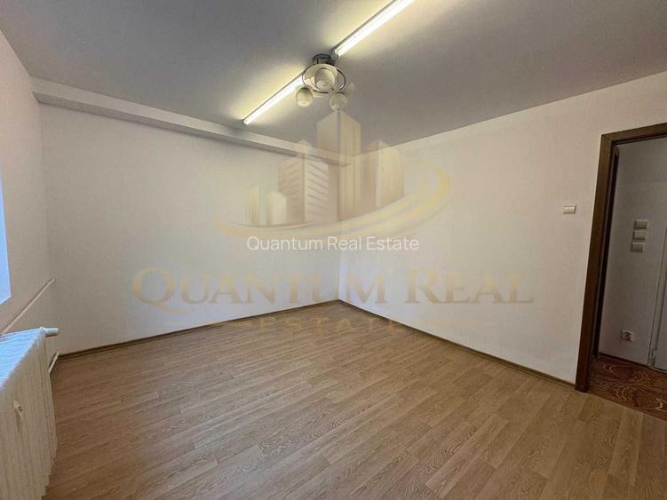 Apartament 2 camere de vânzare-Parcul Sebastian Etaj 1 Stradal - 8