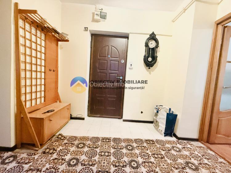 Apartament 3 camere / 2 bai/ ETAJ 2 / 80 mp / constructie 1990 - 13