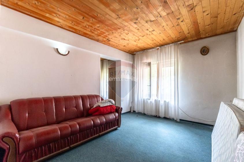 Casă / Vilă cu 20 camere de vânzare în Timisu de Jos, DN1, Brasov - 57