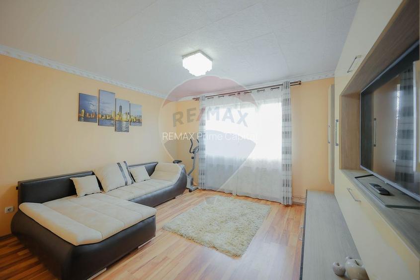 Casă familie mare Episcopia, 6 camere, garaj, curte 500 mp, de vânzare - 10