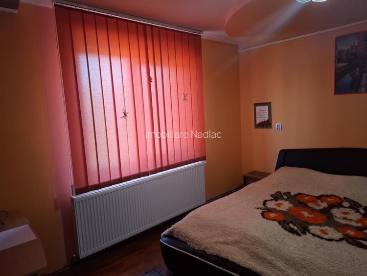 Hală/Grajd + teren mare + Casă modernă - Proprietate mixtă de vânzare în Nădlac - 14