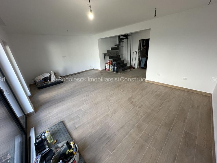 PROIECT DEOSEBIT - 7