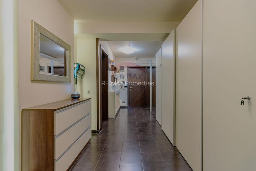 Apartament special | 137.36mp utili | 143mp utili totali | 2009 - 5