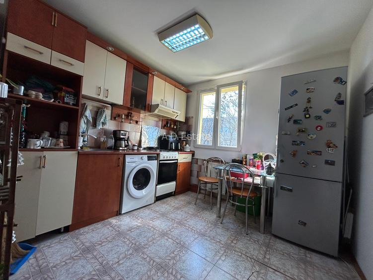 1 Decembrie 1918 Apartament 2 Camere Etaj 3 Bloc 1976 Reabilitat 10 Min Metrou - 3